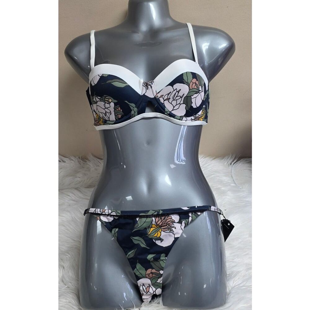 Tavik Antic Emma Floral ombre blue bikini bottoms and top Size M